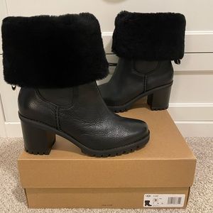 Ugg Lupine leather ankle boots. Size 9